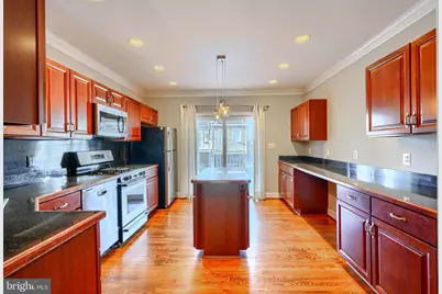 612 S Clinton Street S, Baltimore, MD 21224 - Photo 8