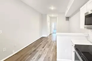 135 E North Ave, Baltimore, MD 21202 - Photo 16