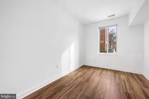 13 Andrew Pl, Baltimore, MD 21201 - Photo 20