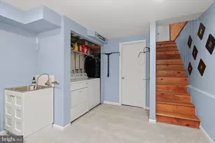 916 S Clinton St, Baltimore, MD 21224 - Photo 26