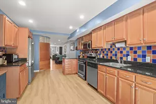 916 S Clinton St, Baltimore, MD 21224 - Photo 12