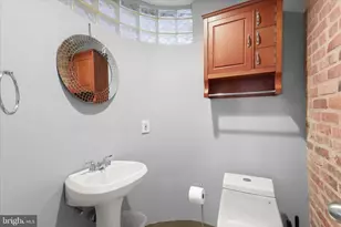 916 S Clinton St, Baltimore, MD 21224 - Photo 14