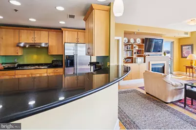 1400 Lancaster Street #605, Baltimore, MD 21231 - Photo 18