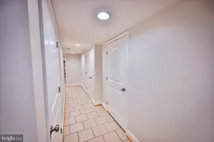 263 S Ellwood Ave, Baltimore, MD 21224 - Photo 36