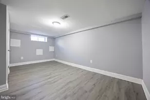 10 N Ellwood Ave, Baltimore, MD 21224 - Photo 24