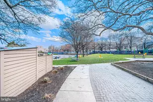 211 Bolton Pl, Baltimore, MD 21217 - Photo 68