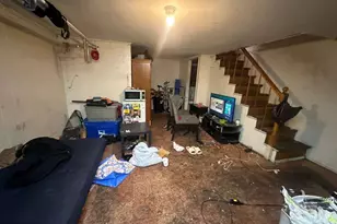 8 N Ellamont St, Baltimore, MD 21229 - Photo 4