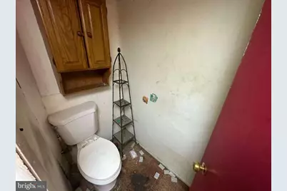 8 N Ellamont Street, Baltimore, MD 21229 - Photo 10