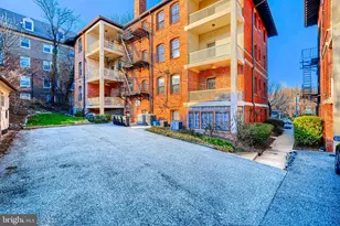 903 W University Pkwy, Baltimore, MD 21210 - Photo 54