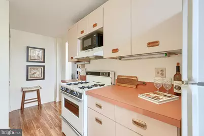 903 W University Pkwy #402, Baltimore, MD 21210 - Photo 34