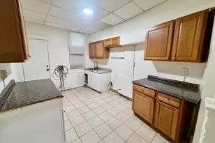 1810 E Oliver St, Baltimore, MD 21213 - Photo 6
