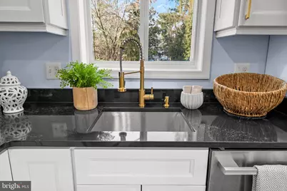 5702 Greenleaf Road, Baltimore, MD 21210 - Photo 24