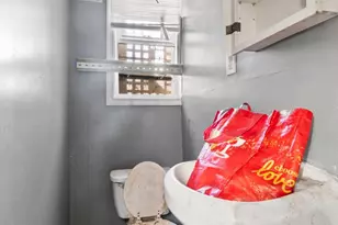 1109 N Carrollton Ave, Baltimore, MD 21217 - Photo 12