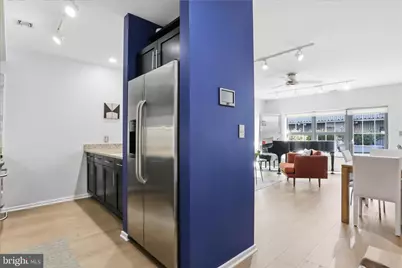 1200 Steuart Street #1035, Baltimore, MD 21230 - Photo 4