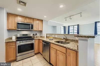 414 Water Street #1703, Baltimore, MD 21202 - Photo 8