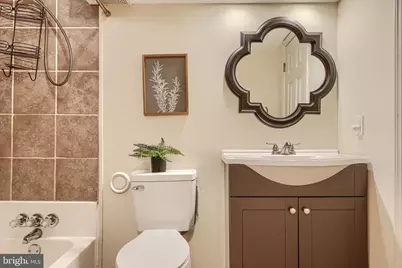 14 E Hamburg Street E, Baltimore, MD 21230 - Photo 18