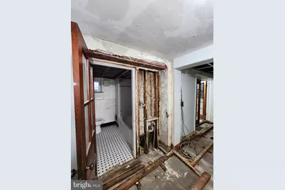 4327 Shamrock Avenue, Baltimore, MD 21206 - Photo 78