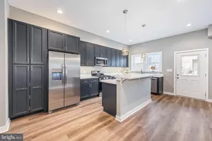 826 Edmondson Ave, Baltimore, MD 21201 - Photo 8