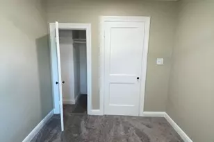 41 N Kossuth St, Baltimore, MD 21229 - Photo 18