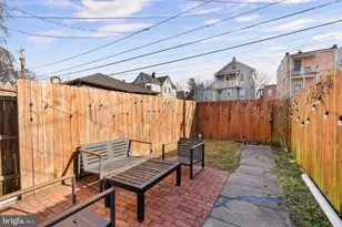 347 Yale Ave, Baltimore, MD 21229 - Photo 40