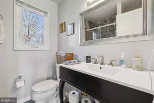 1902 Greenberry Rd, Baltimore, MD 21209 - Photo 20