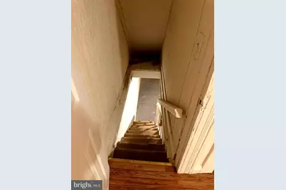 802 N Glover Street N, Baltimore, MD 21205 - Photo 10