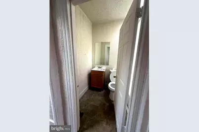 802 N Glover Street N, Baltimore, MD 21205 - Photo 8