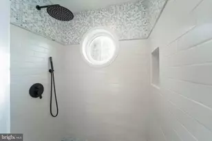 516 N Rock Glen Rd, Baltimore, MD 21229 - Photo 30