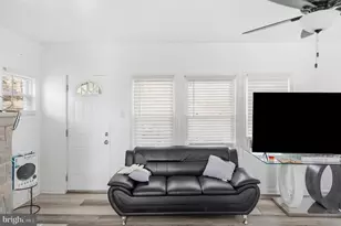 1101 Woodbourne Ave, Baltimore, MD 21212 - Photo 4