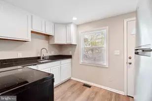 1145 Ward St, Baltimore, MD 21230 - Photo 10