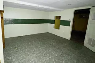 44 N Athol Ave, Baltimore, MD 21229 - Photo 18