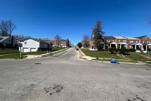 4169 Fairview Ave, Baltimore, MD 21216 - Photo 4