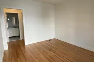 19 Branch Ln E, Baltimore, MD 21202 - Photo 10