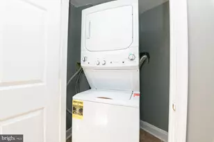 331 W 30th St, Baltimore, MD 21211 - Photo 8