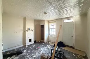 2408 E Oliver St, Baltimore, MD 21213 - Photo 14