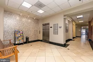 2702 Lighthouse Point E, Baltimore, MD 21224 - Photo 20