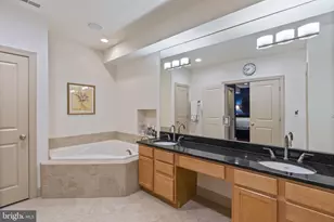 1101 S Clinton St, Baltimore, MD 21224 - Photo 28