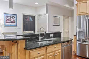 1101 S Clinton St, Baltimore, MD 21224 - Photo 10