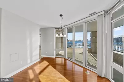 100 Harborview Drive #202, Baltimore, MD 21230 - Photo 4