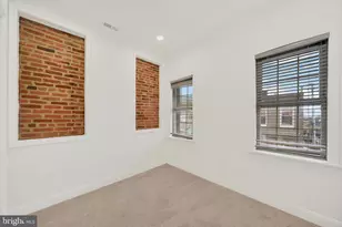 202 N Port St, Baltimore, MD 21224 - Photo 12