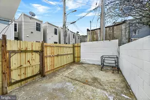 202 N Port St, Baltimore, MD 21224 - Photo 18
