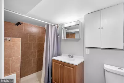121 Parkin Street, Baltimore, MD 21201 - Photo 24