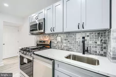 4400 Manorview Road, Baltimore, MD 21229 - Photo 12