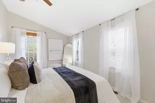 235 S Washington St, Baltimore, MD 21231 - Photo 26