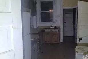 501 Rose Hill Terrace, Baltimore, MD 21218 - Photo 6