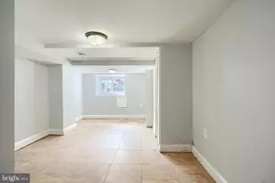 529 N Curley St, Baltimore, MD 21205 - Photo 30