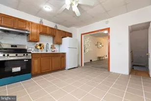 518 S Kenwood Ave S, Baltimore, MD 21224 - Photo 14