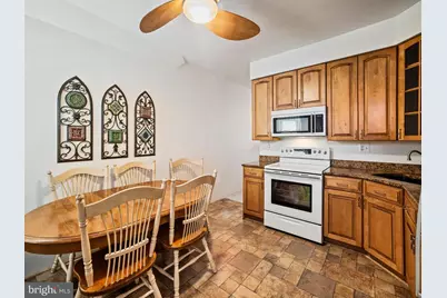 419 W 23rd Street, Baltimore, MD 21211 - Photo 8