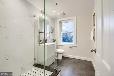 1911 Park Avenue, Baltimore, MD 21217 - Photo 32