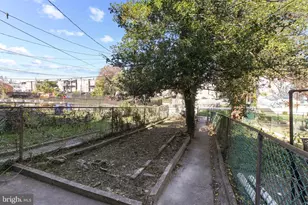 2712 W Mosher St, Baltimore, MD 21216 - Photo 34